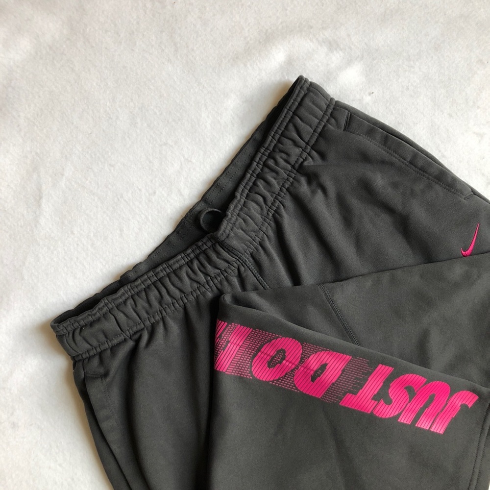 Women’s Nike Pants
